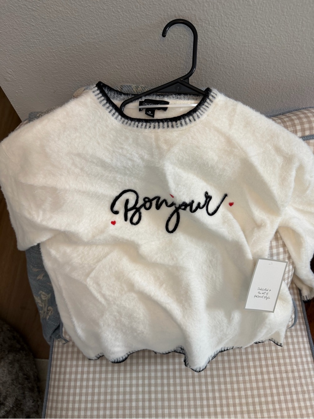NWT Bonjour Embroidered Plush White Sweater - Casual Women's Pullover